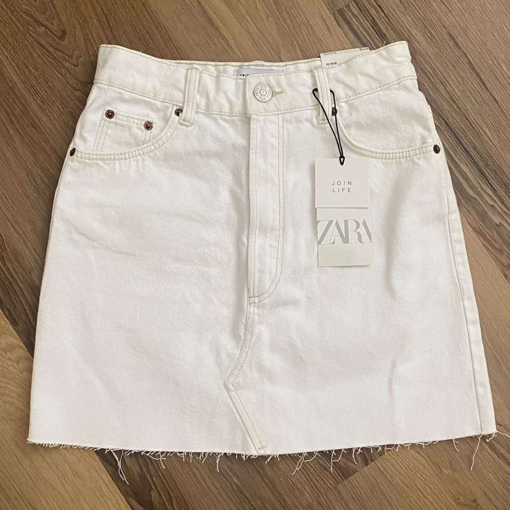 NWT Zara Hi-Rise Mini Skirt white